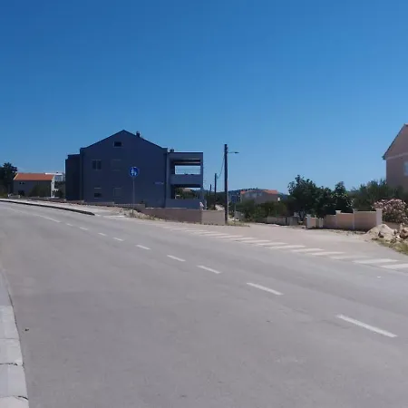 Baraba Διαμέρισμα *