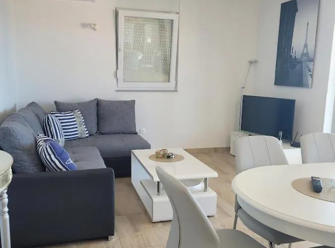 Baraba 아파트 마슬레니차