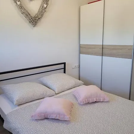 Baraba Apartment *